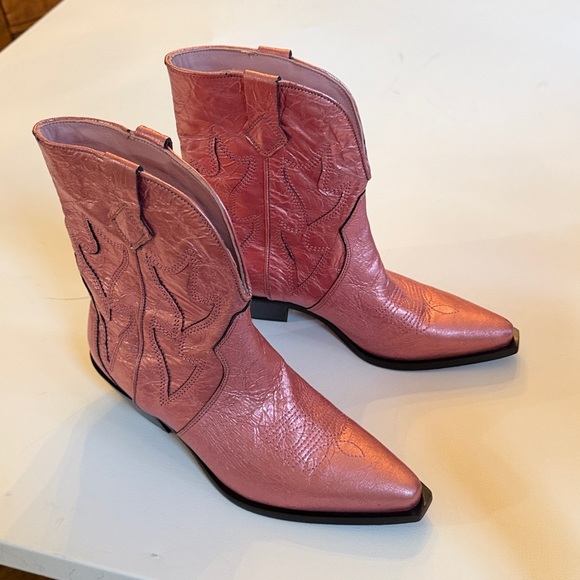 Free People Shoes - FREE PEOPLE WAY OUT WEST METALLIC WESTERN BOOTS SIZE 39/9